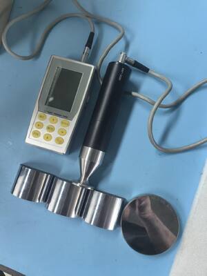 HUH-5E モーター付き探査機 超音波硬度検査機 携帯硬度検査機