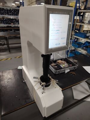 HR-150/45DX タッチスクリーンロックウェル硬さ試験機