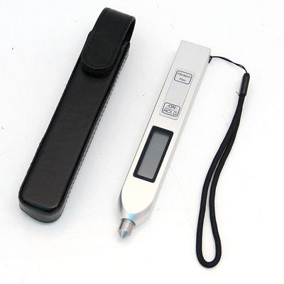 モデル HG6410 振動計、周波数範囲 10Hz ～ 1kHz、試験範囲 0.1mm/s ～ 199.9mm/s コンパクトで軽量