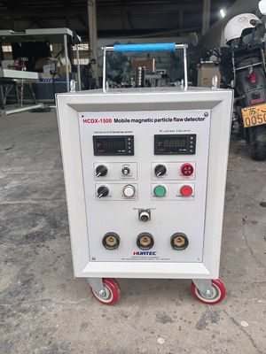 HCDX-1500 産業用 MPI 着磁および消磁装置 0-1500A 連続調整可能な電流クイックコネクタプローブ磁気検査装置