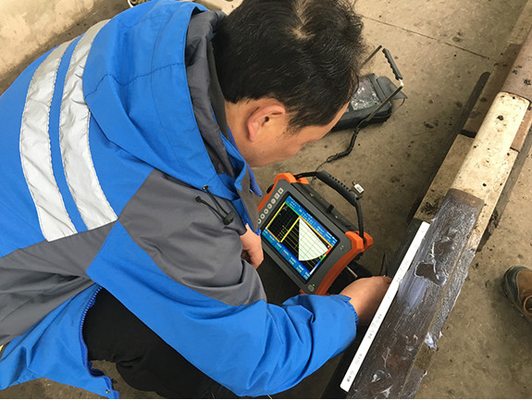 ポータブル 32 128PR 段階配列超音波欠陥検出器 AC 100V-240V 50Hz/60Hz