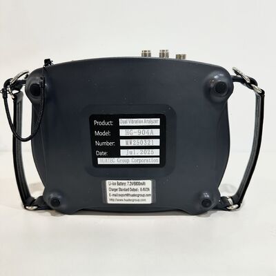 4チャネル多機能振動分析器 汎用型入力ポートを搭載し,様々な種類のセンサーに接続できます