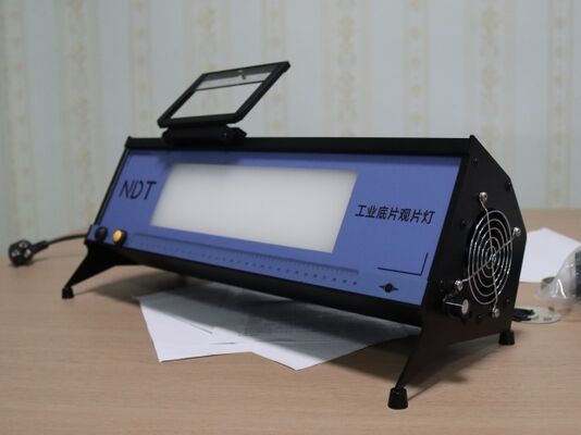 2x拡大鏡とLEDランプビーズX線フィルムビューヤー