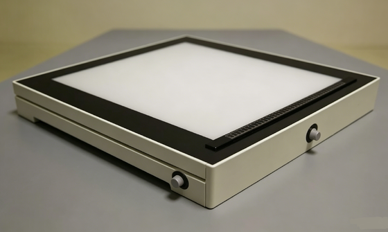 HFV-700D 大型 NDT LED X線フィルムビューヤー 18×19 インチスクリーン産業用放射線鑑定ランプ